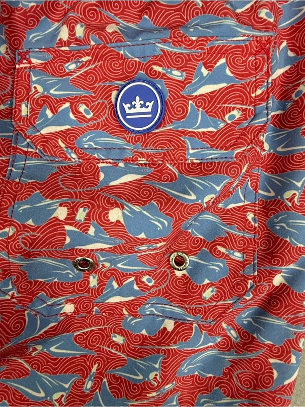 Peter Millar Seaside Stingray Swim Trunks Mens L Red Blue 7.5